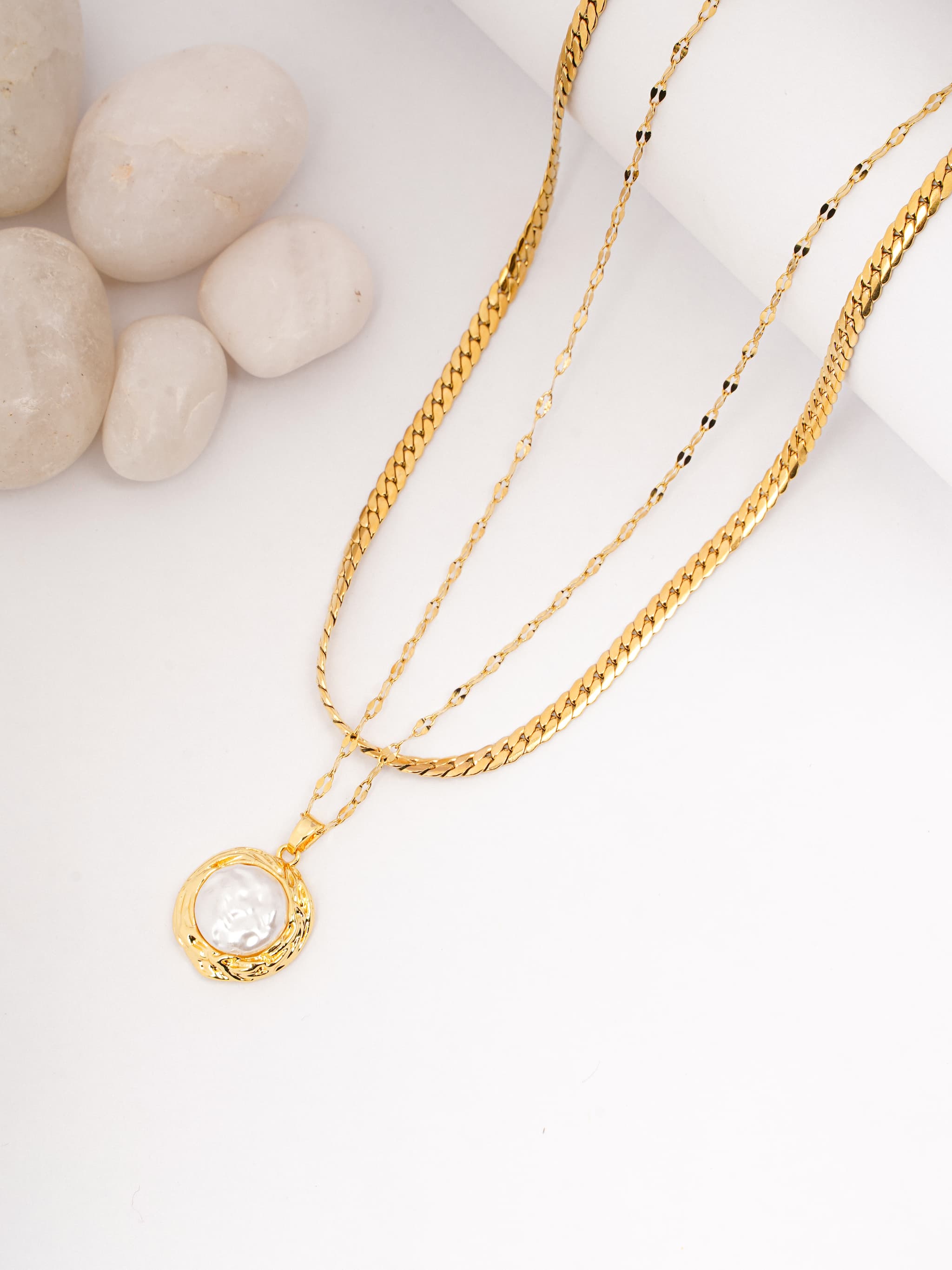 Chic Layered Medallion Necklace-0