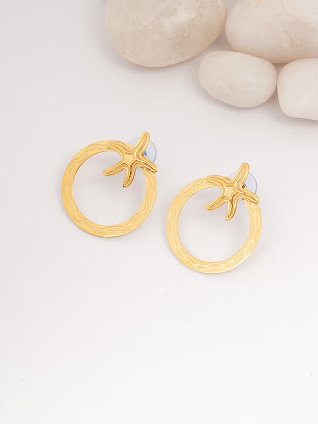 Chic Gold Starfish Circle Stud Earrings-thumb-0