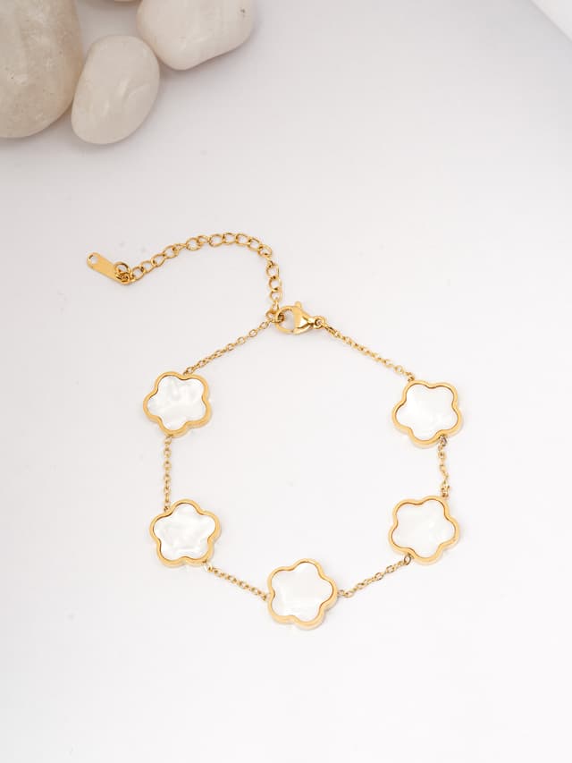 Dainty Gold & White Clover Bracelet-thumb-0