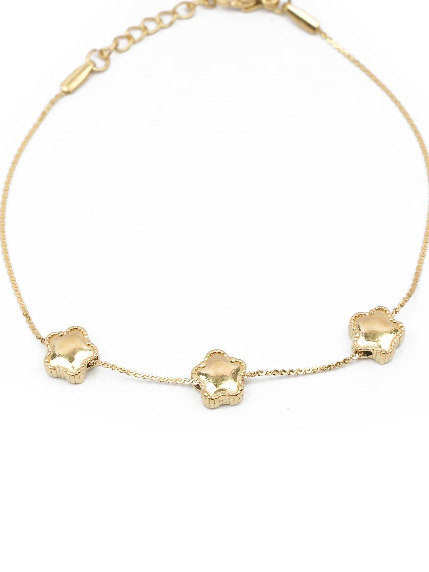Lucky Charm & Elegance: The Clover Paperclip Bracelet-1