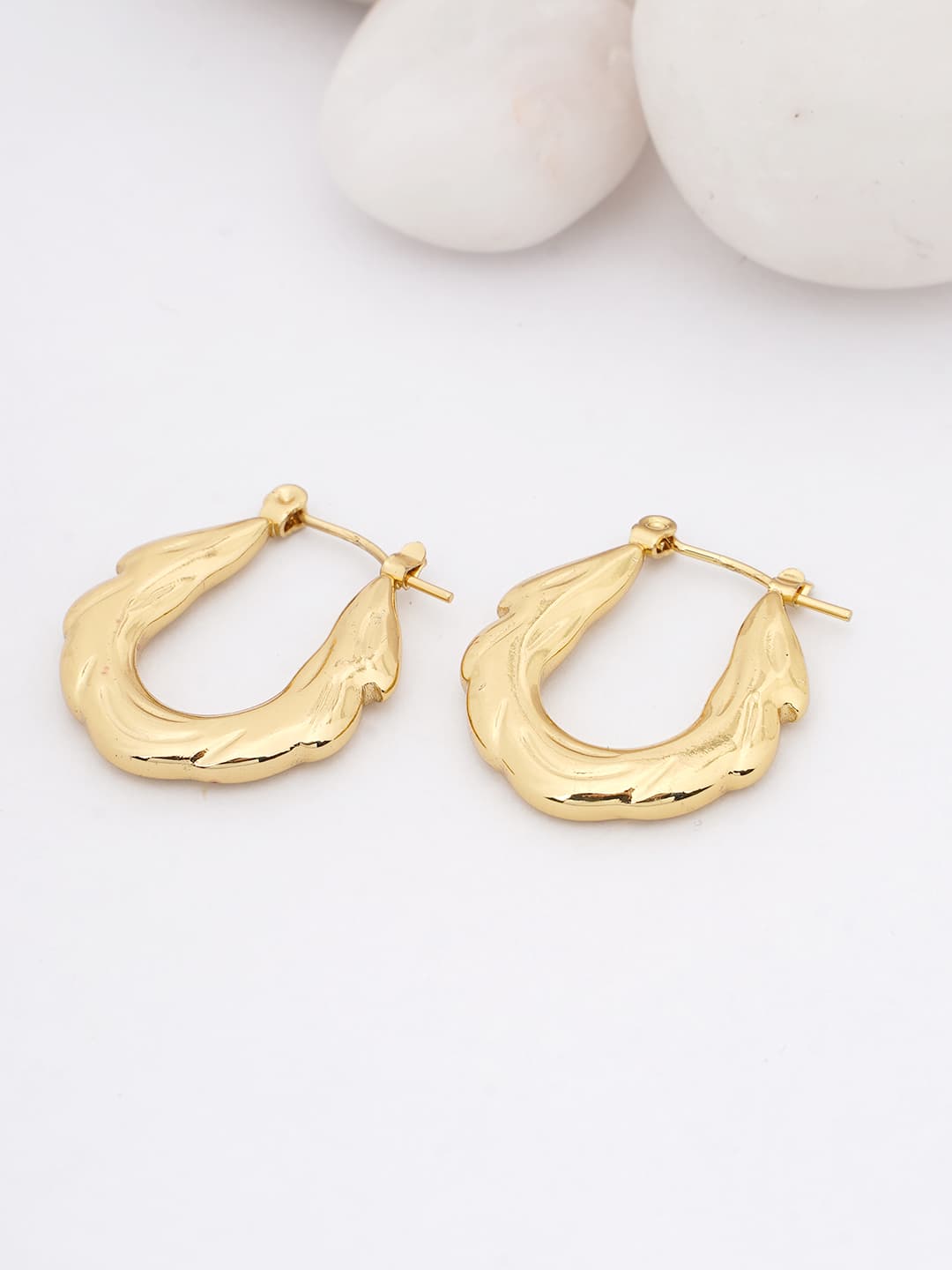 Sculpted Gold U-Shape Hoop Earrings-0