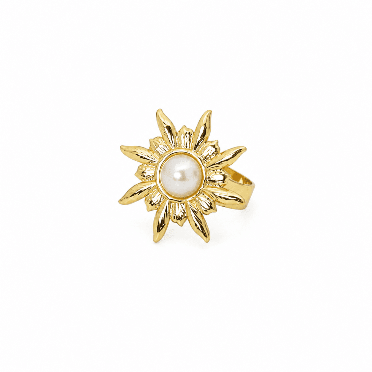 Pearl Sun Statement Golden Ring